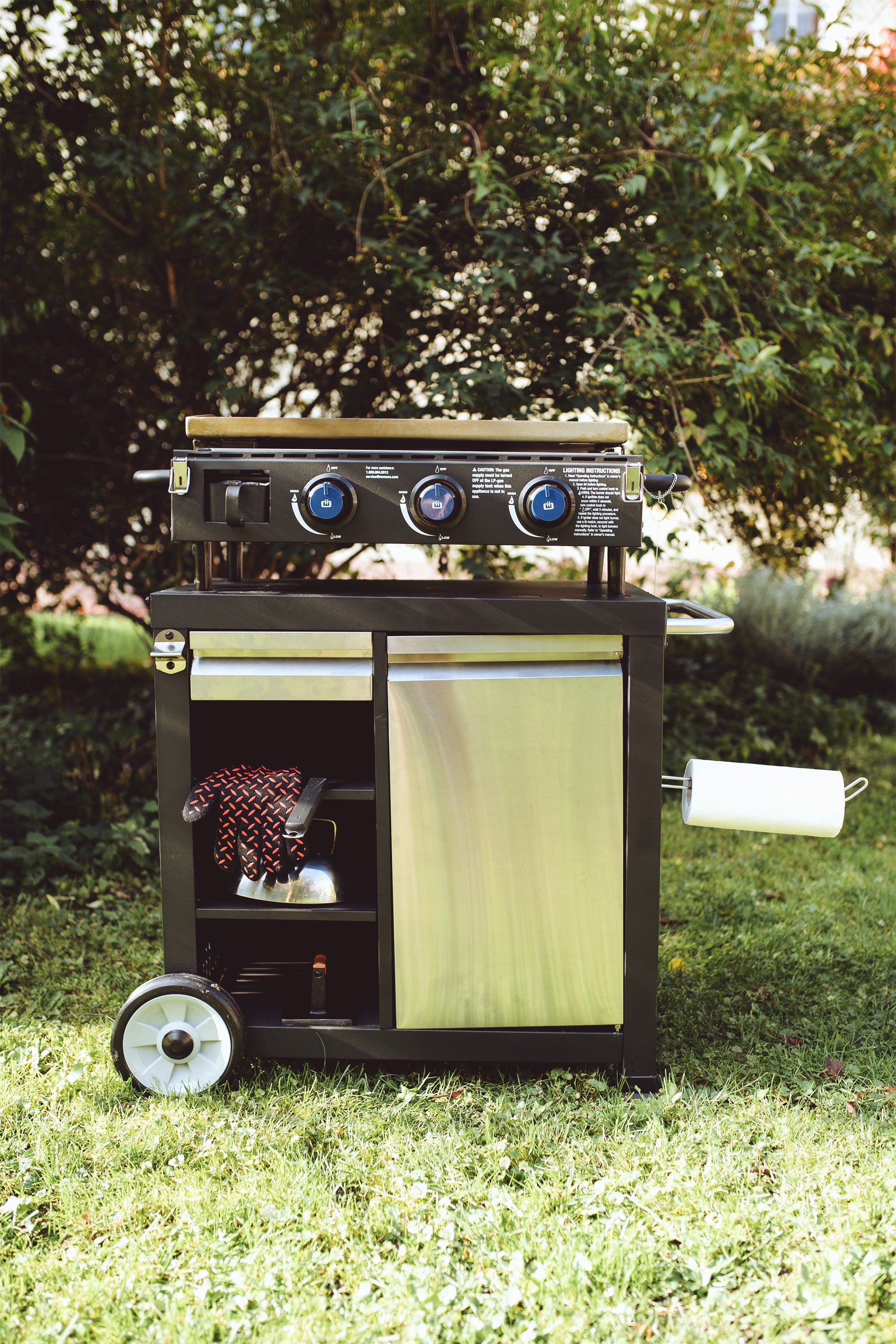 New 25" 3 Burner with Foldable Cart Razor Griddle